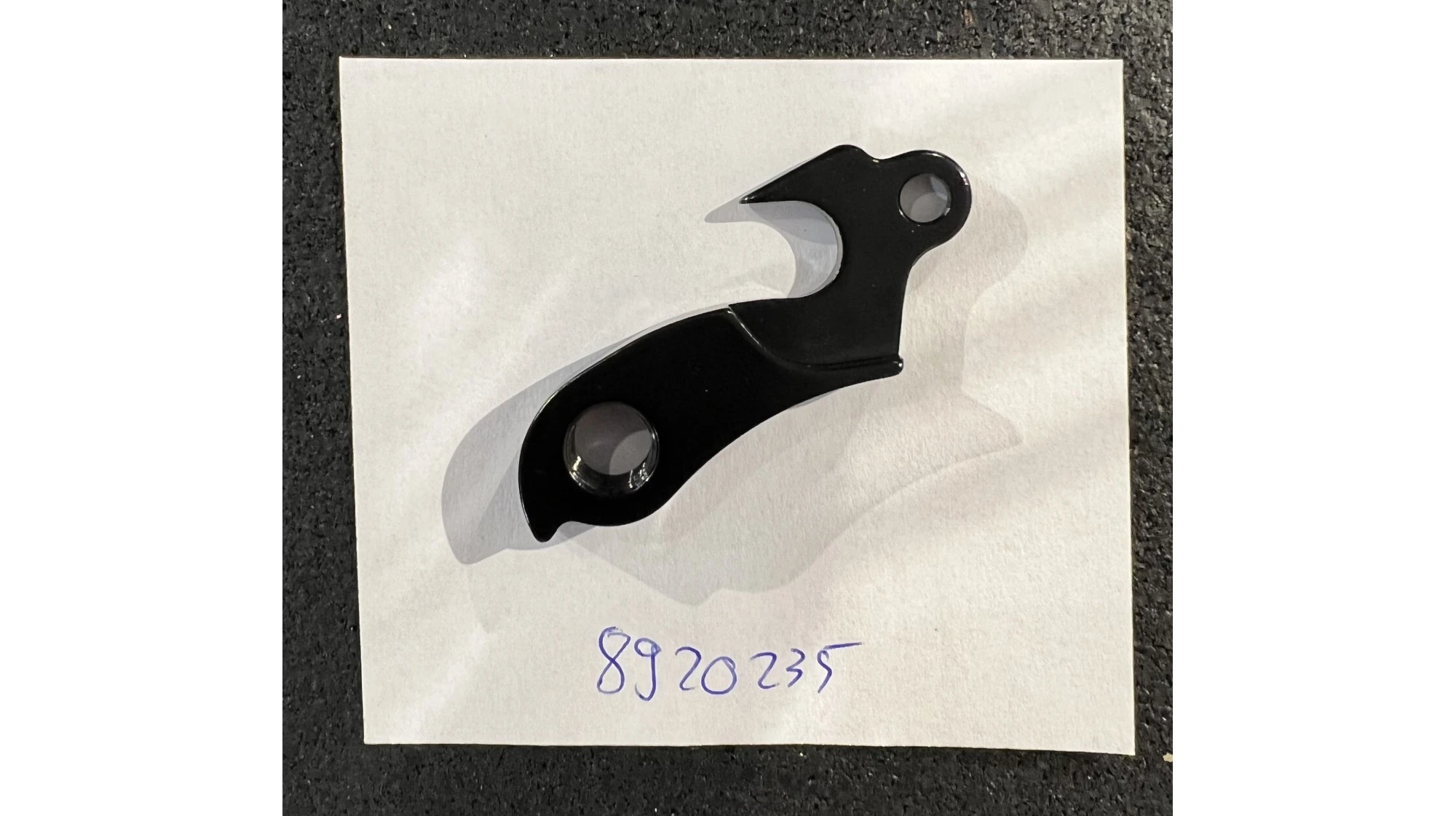 PATTE DE DERAILLEUR 1T KTM 1 PATTE DE DERAILLEUR 1T KTM