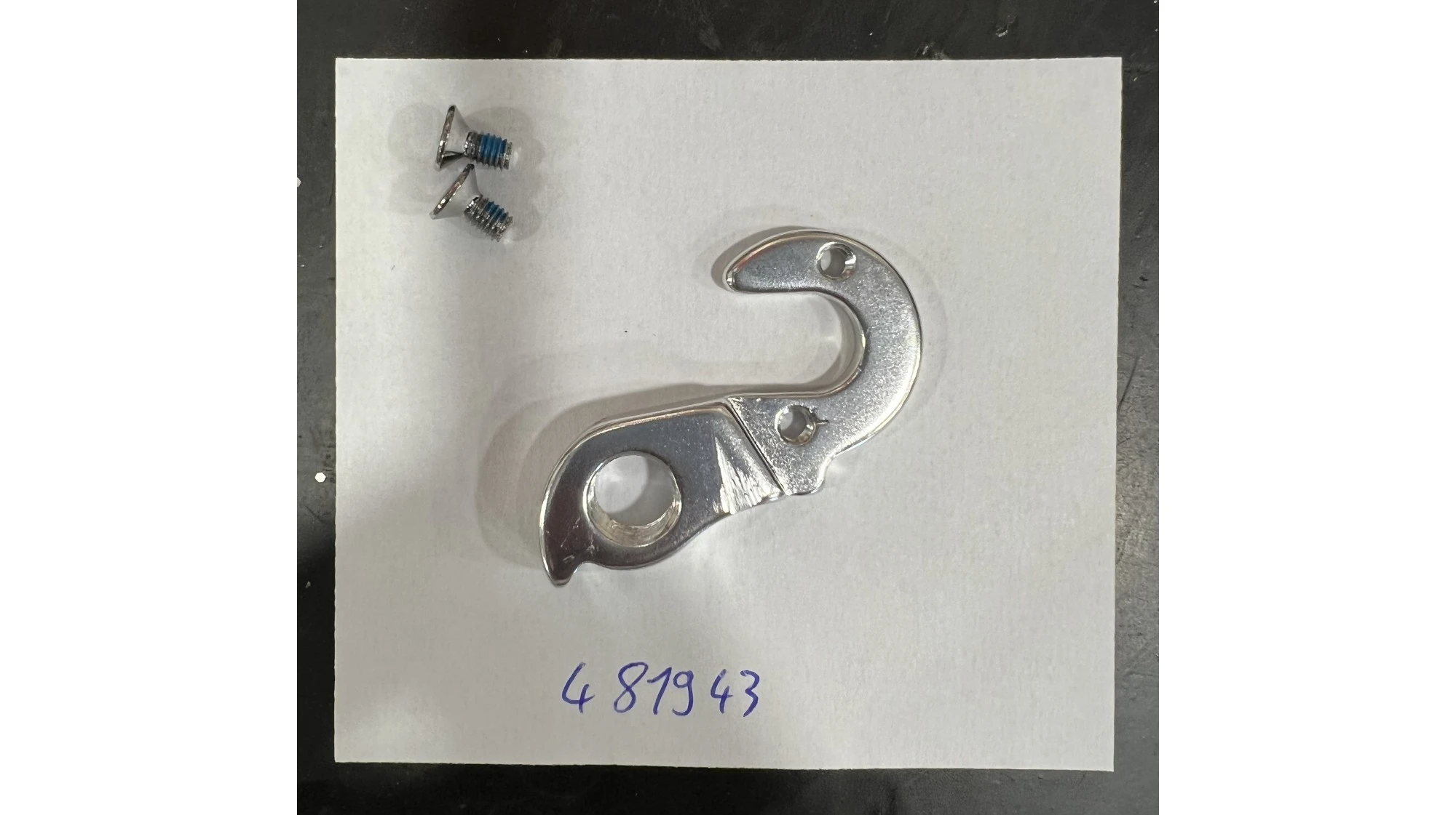 PATTE DE DERAILLEUR 2T 1 PATTE DE DERAILLEUR 2T