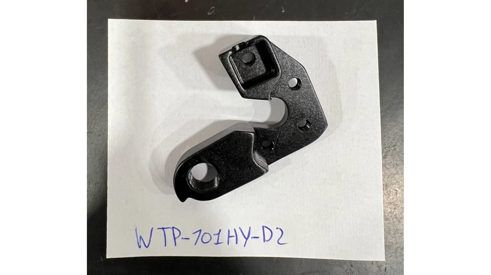 PATTE DE DERAILLEUR 4T CENTO HYBRID 1 PATTE DE DERAILLEUR 4T CENTO HYBRID